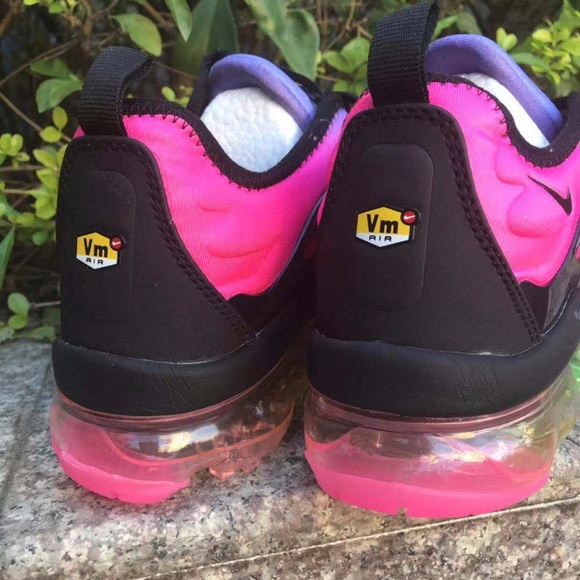 VAPOR MAX PLUS 🌸BACK TO SCHOOL SALE 💗💗 - Picture 3 of 3
